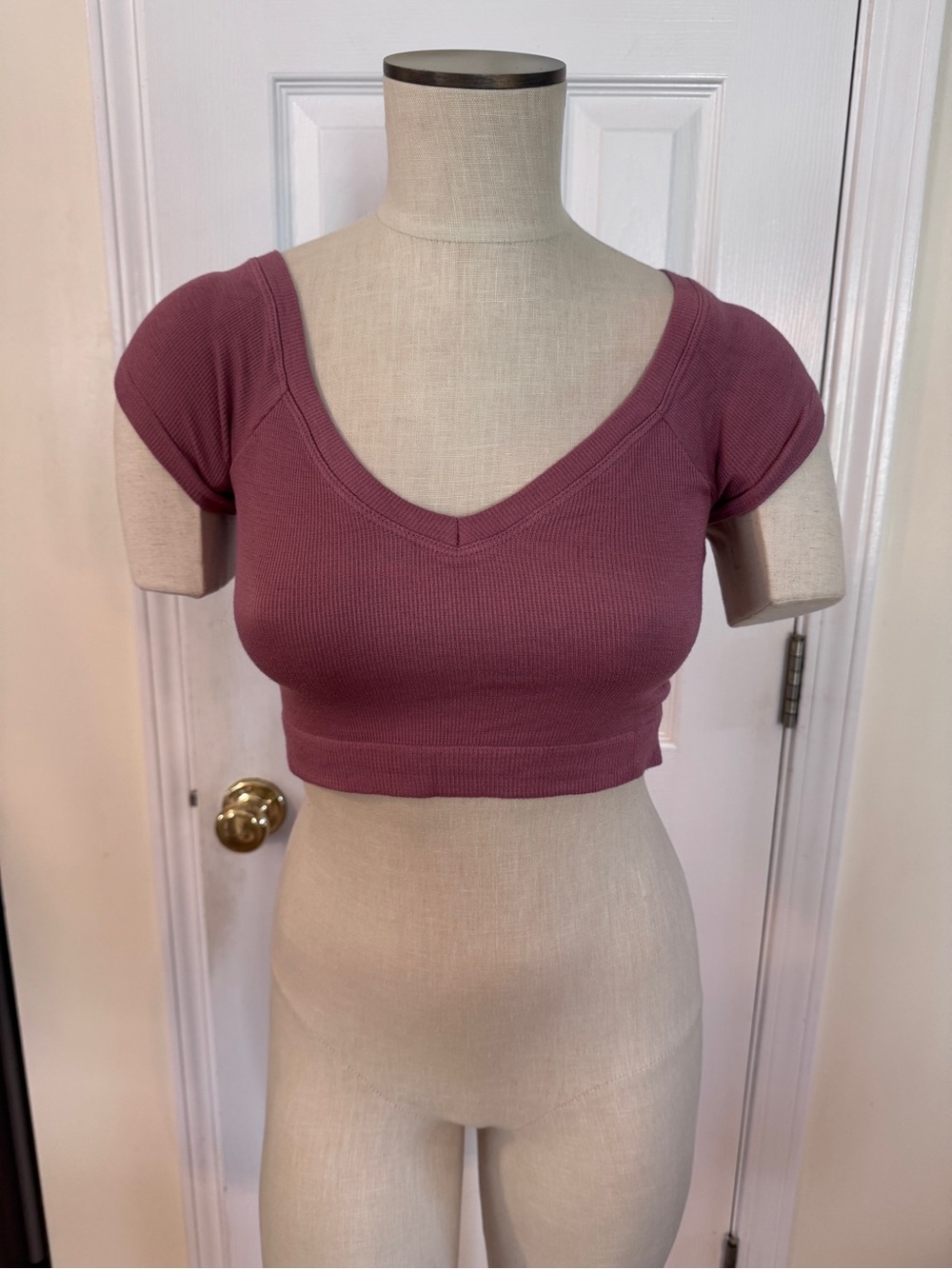 FP Movement x The Class Seamless Ribbed Crop Top Pink Mauve XS/S